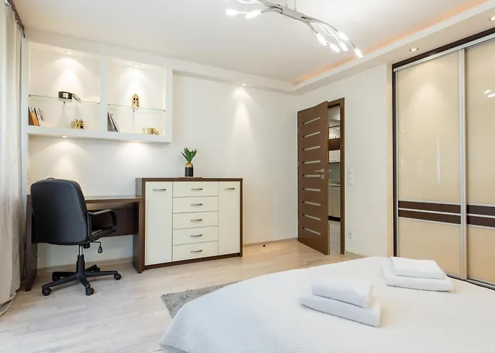 Apartman Close-central - Great Location- Big And Charming - Grzybowska 5 Varsó