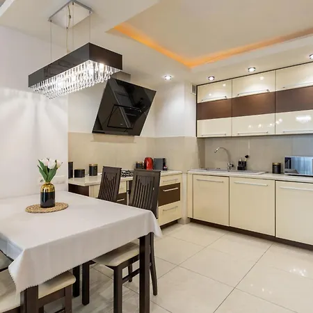 Close-central - Great Location- Big And Charming - Grzybowska 5 아파트 *